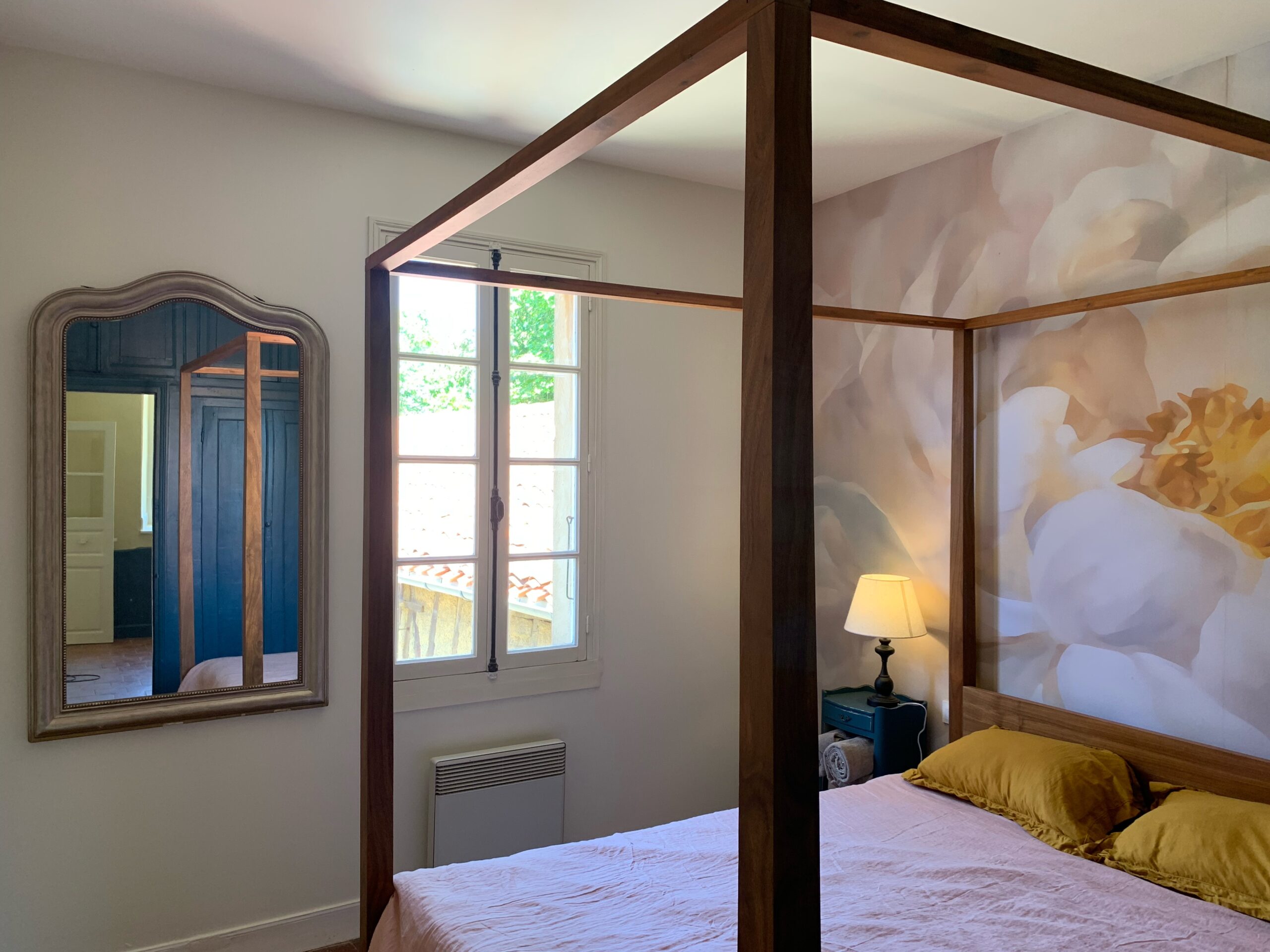 Bedroom 2 detail