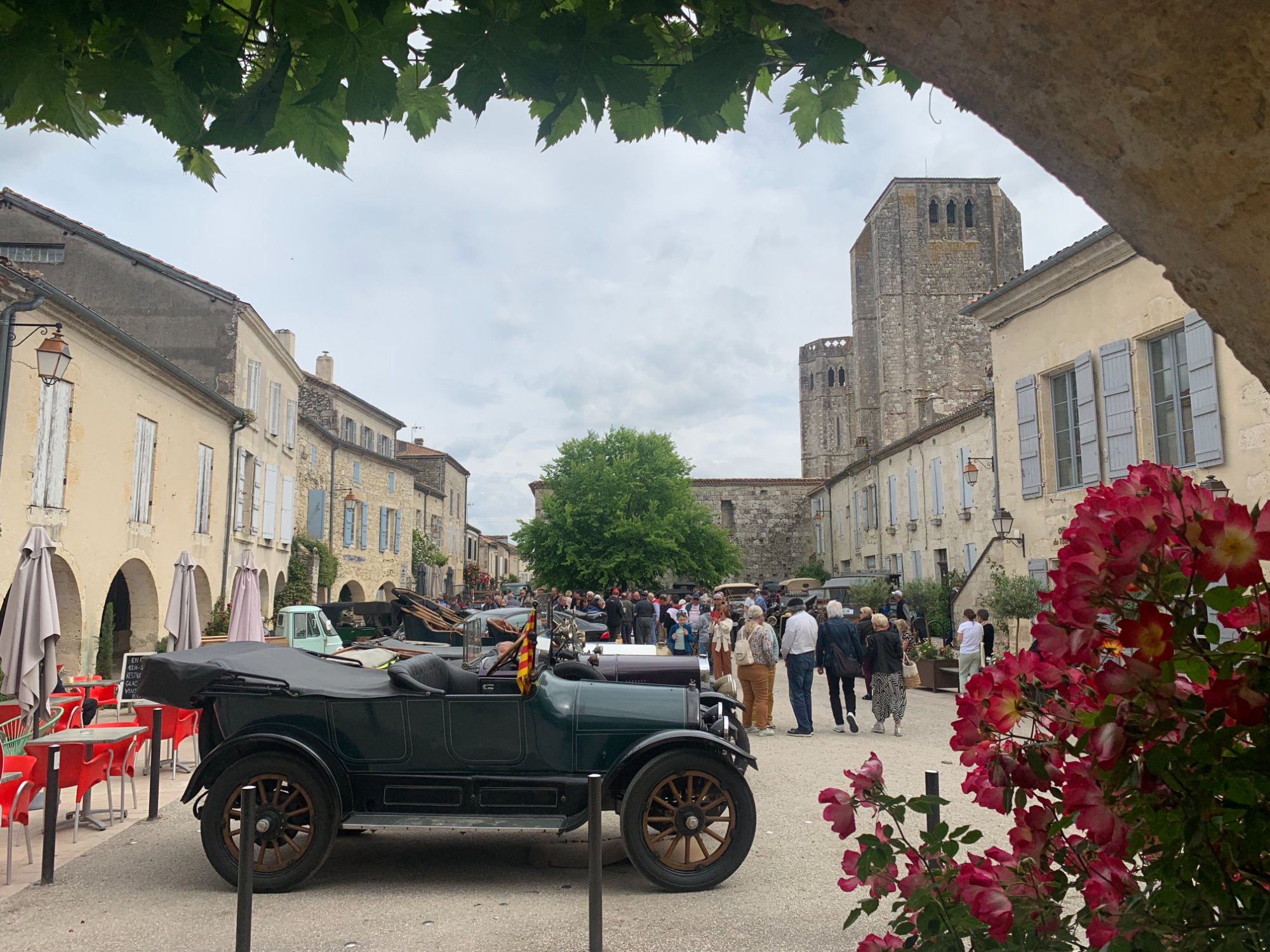 La Romieu village square