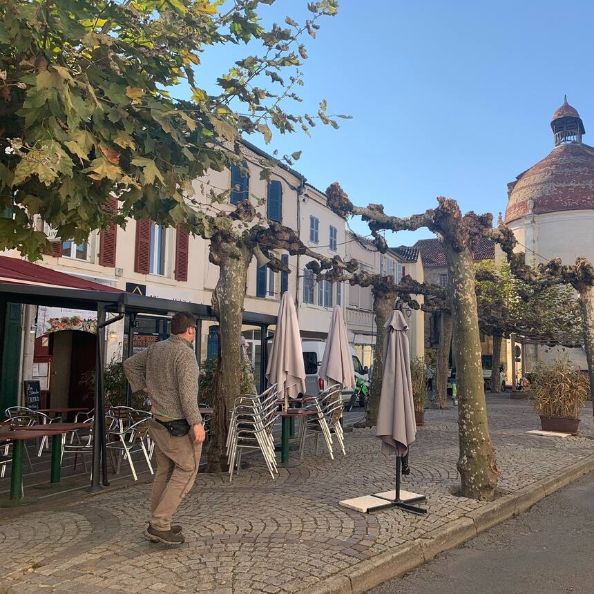 Yesterday we went down to Mont de Marsan and Saint Sever. This area would theore