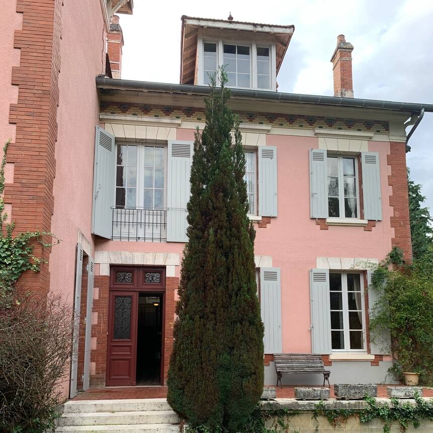 Property #15:  in the heart of the pine forest of Les Landes. This old convent f