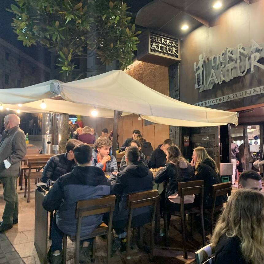 Dinner in the coolest street in Orviedo.  Wow, what a buzz! We ate ridiculously 