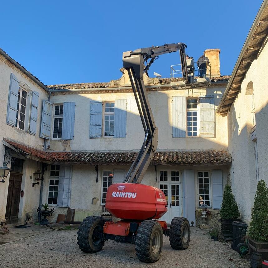 Installing our fist wood stove… definitely more to follow now that we know that 