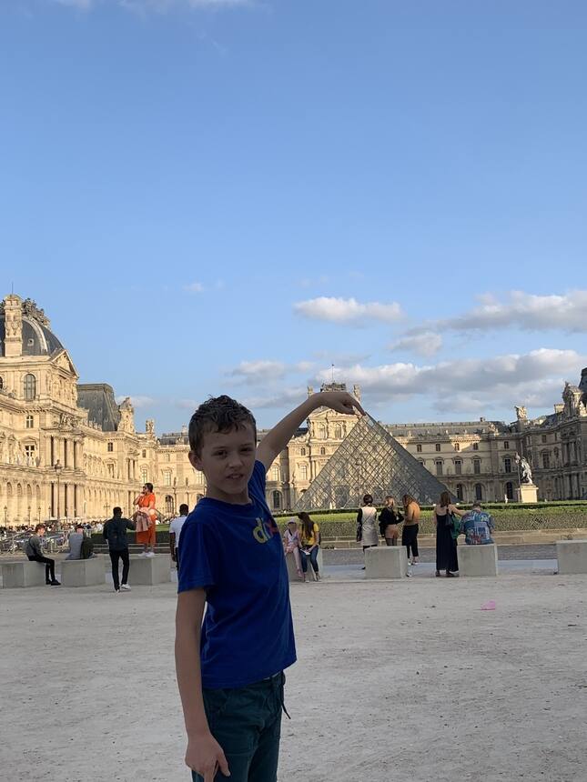 We enjoyed a lovely long weekend in Paris.