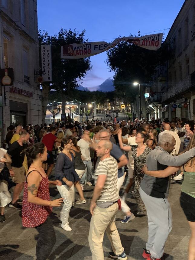 Tiempo Latino in Vic Fezansac this evening.❤️
