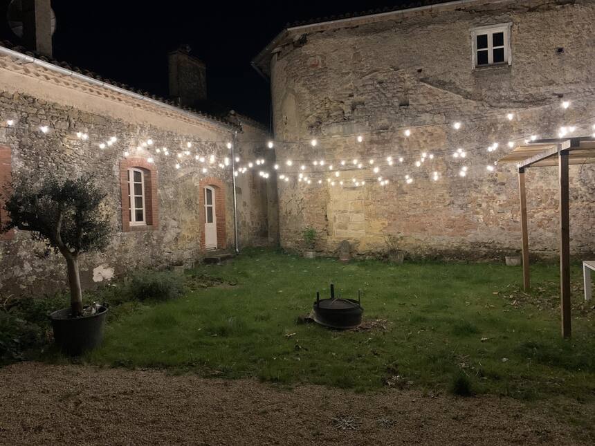 We put up the outdoor lights in the Gite courtyard. A year of planning, three da