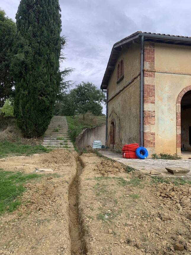 25m with pick axe and shovels. 🙈